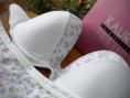 Art. 6: Conjunto Kaury microfibra. Tasa soft y push up. Cola less en floreado. 